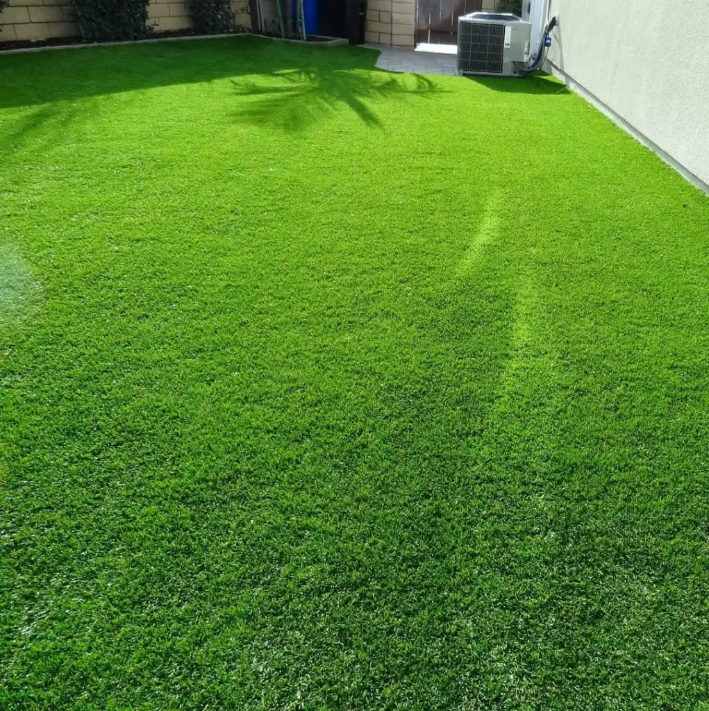 Artificial_Grass_Carpet_c51b499217.webp